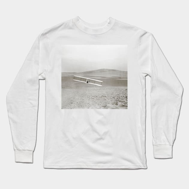 Wright brothers Kitty Hawk glider, 1902 (C023/6444) Long Sleeve T-Shirt by SciencePhoto